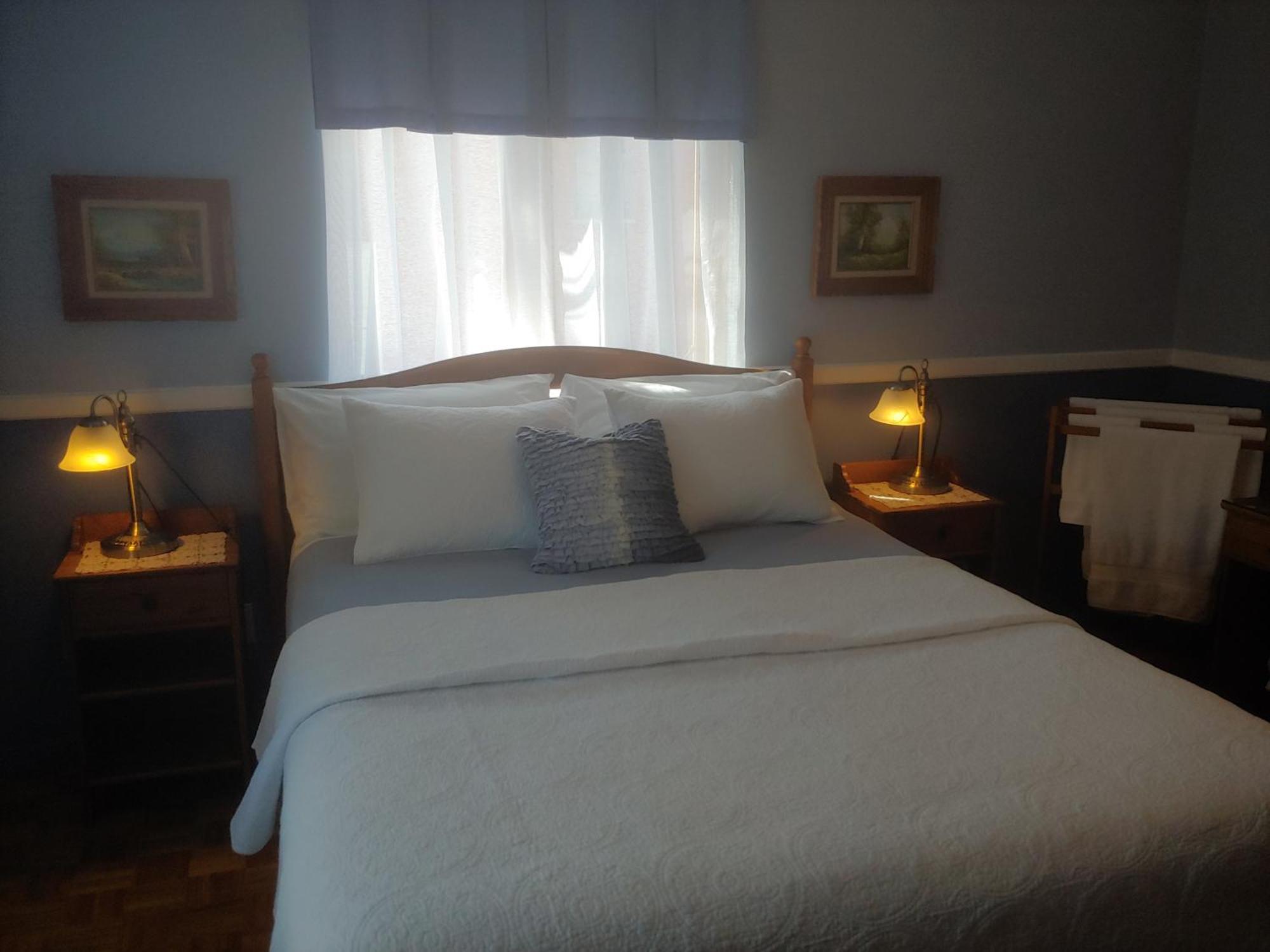 3 Bedrooms 3 Beds Near Metro -2 Parking Free Montreal Exterior foto